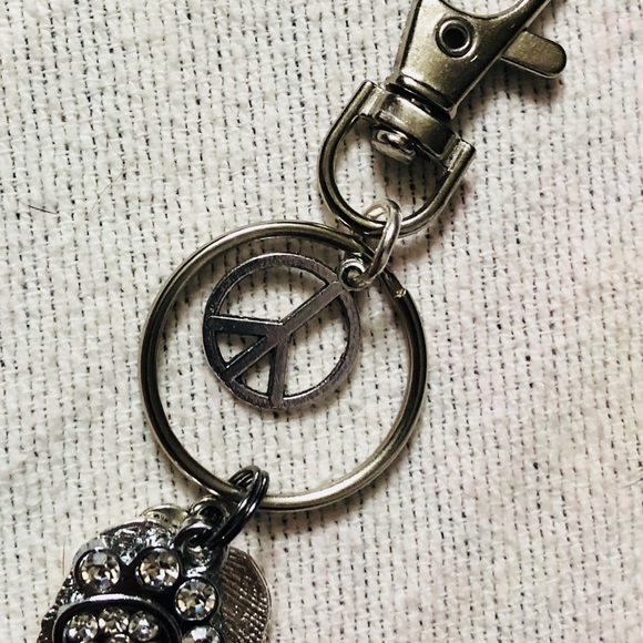 🐶💕 ᕼEᒪᑭ ᖴEEᗪ ᖇEᔕᑕᑌE ᗪOGᔕ💕🐶 - Picture 2 of 4